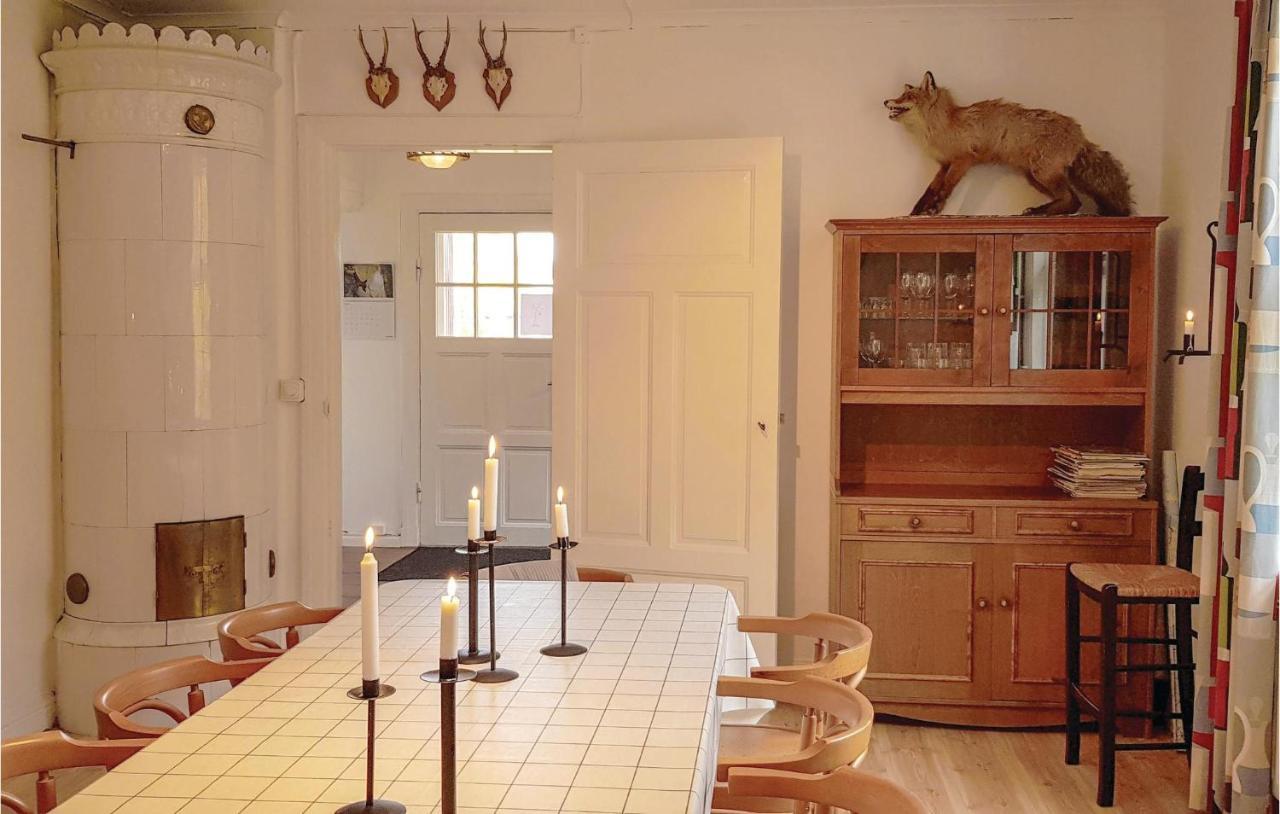 Nice Home In Mantorp With Kitchen Kültér fotó