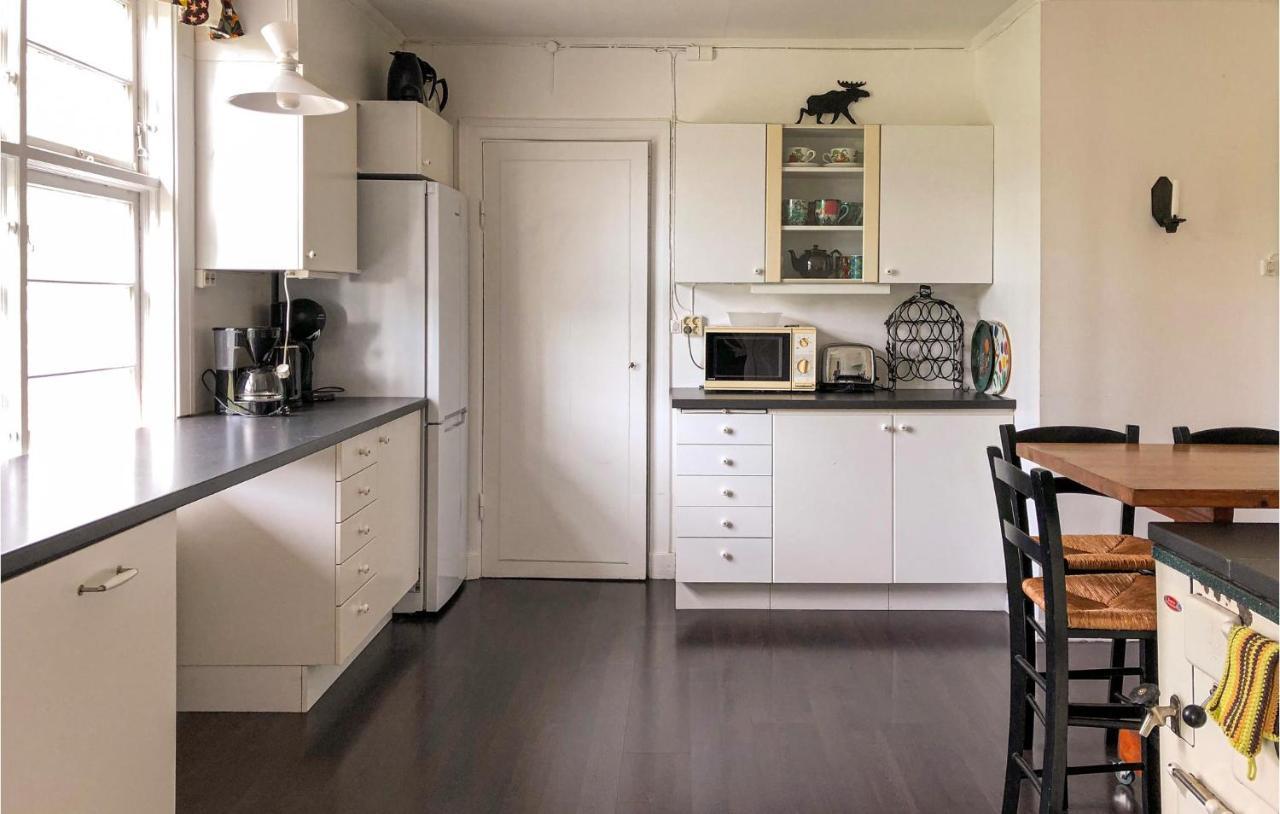 Nice Home In Mantorp With Kitchen Kültér fotó